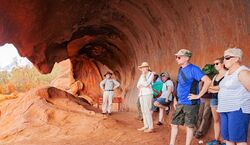 Veranstaltung: Uluru: Guided Day Tour from Alice Springs + Sunset BBQ, Uluru Day Trips from Alice Springs in Alice Springs
