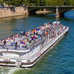 Veranstaltung: Paris : Balade en Bateaux Mouches sur la Seine, Seine River Cruises in Paris