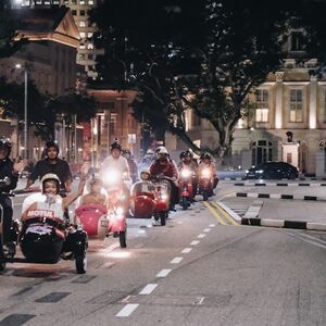 Veranstaltung: Vespa Night Tour of Singapore, Singapore Vespa Tours in Singapore