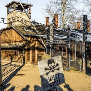 Veranstaltung: Auschwitz-Birkenau: Skip The Line Entry + Guided Tour + Transport, Auschwitz Tours from Kraków in Krakow