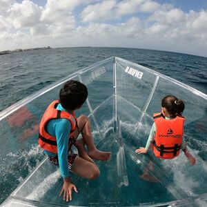 Veranstaltung: Cozumel: Excursión en barco de cristal, bebidas y snorkel, Cancún Water Sports in Cancún