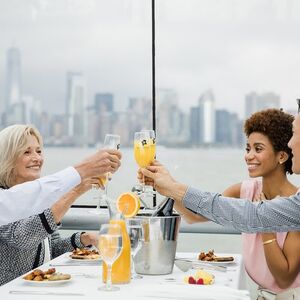 Veranstaltung: New York Brunch Cruise from Pier 61, Pier 61 Chelsea Piers in New York