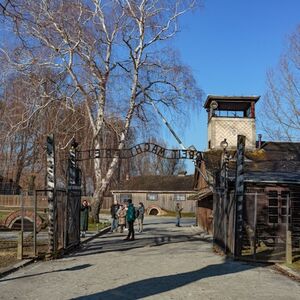 Veranstaltung: Auschwitz-Birkenau: Tour with Hotel Pickup + Skip-the-Line, Auschwitz Tours from Kraków in Krakow