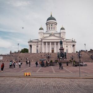 Veranstaltung: Helsinki: Hop-on-Hop-off Bus + Audio Guide, Helsinki Hop-on Hop-off Tours in Helsinki