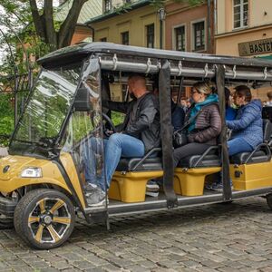 Veranstaltung: Krakow: City Sightseeing Tour by Electric Golf Cart + Audio Guide + Transfers, Krakow Food Tour in Krakow