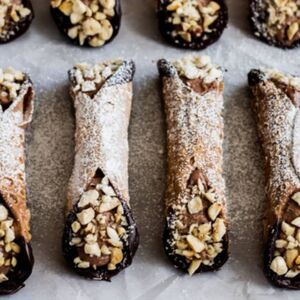 Veranstaltung: Sicilian Cannoli Workshop - NYC, The Rooftop at Selina Chelsea in New York