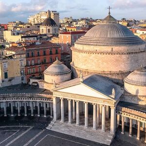 Veranstaltung: La Napoli monumentale di Maradona: tour a piedi, Naples City Tours in Naples