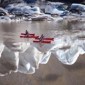 Veranstaltung: Sólheimajökull Glacier Kayak Tour, Iceland Adventure Tours in Reykjavík