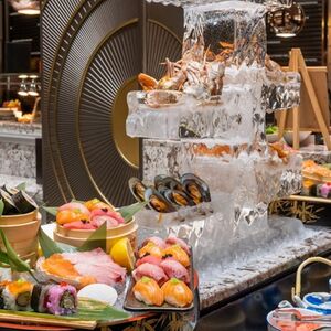 Veranstaltung: Lunch or Buffet Dinner at Mundo, Food and Drinks Dubai in Dubai