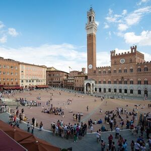 Veranstaltung: Siena, San Gimignano e Colle Alta: Gita di un giorno da Firenze + degustazione di vini, San Gimignano, Siena Day Trips from Florence in Siena