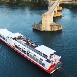 Veranstaltung: Arles : Croisière d'une journée au départ d'Avignon + visite guidée de la ville avec déjeuner et boissons, Avignon Cruises in Avignon