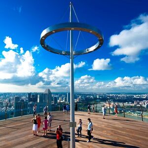 Veranstaltung: Sands SkyPark Observation Deck: Sunset Entry, Marina Bay Sands SkyPark in Singapore