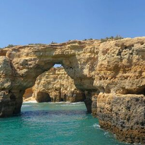 Veranstaltung: Benagil e litoral: Passeio de Catamarã saindo de Albufeira, Albufeira in albufeira