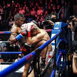 Veranstaltung: Muay Thai Match at Rajadamnern Boxing Stadium, Rajadamnern Muay Thai Stadium in Bangkok