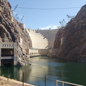 Veranstaltung: 1.5-Hour Guided Raft Tour at the Base of the Hoover Dam, Hoover Dam Lodge and Casino in Boulder City