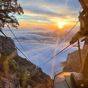 Veranstaltung: Teleférico de Montserrat: Viaje de ascenso, Montserrat Cable Car Station in Barcelona