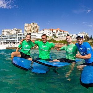 Veranstaltung: Surfing Lessons on Sydney's Bondi Beach, Lets Go Surfing in North Bondi