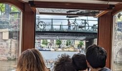 Veranstaltung: Amsterdam: 1.5 Hour Private Saloon Boat Tour, Dam Square in Amsterdam