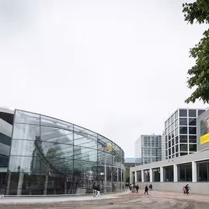 Veranstaltung: Van Gogh Museum: Entry Ticket + Canal Cruise, Van Gogh Museum in Amsterdam