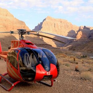 Veranstaltung: Grand Canyon: Skywalk + Helicopter Flight + Boat Ride from Las Vegas, Grand Canyon Helicopter Tours in Las Vegas