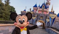 Veranstaltung: Disneyland® California: 2-Day Park Hopper with Optional Lightning Lane Pass, Disneyland California in Anaheim