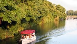 Veranstaltung: Oxford Afternoon Tea River Cruise, Oxfordshire Cruises in Oxford