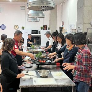 Veranstaltung: Valencia: Clase de Cocina de Paella, Tapas, Sangría y Visita al Mercado de Ruzafa, Valencia Cooking Classes in València