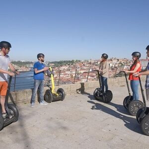 Veranstaltung: Tour de Segway de 3 horas pelo melhor do Porto - Experiência guiada, Porto Walking Tours in Porto