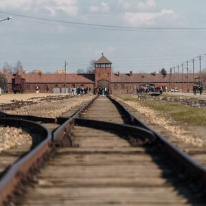 Veranstaltung: Auschwitz: One-way Shuttle To / From Krakow, Auschwitz-Birkenau in Oświęcim