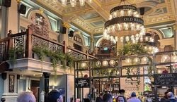 Event: Historic London Pub Tour, St. Paul's Cathedral - underground station in London