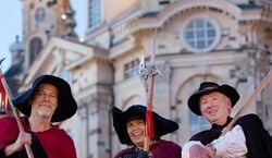 Veranstaltung: Dresden im Laternenlicht: Rundgang mit geheimnisvollem Nachtwächter, Dresden City Tours in Dresden