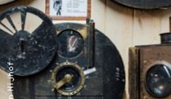 Veranstaltung: Familienführung vom Keller bis zum Dach, Oper Leipzig in Leipzig