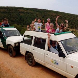 Veranstaltung: Algarve: Passeio de dia inteiro em Jeep Safari com almoço, Algarve Jeep Safari Tours in Albufeira