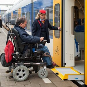 Veranstaltung: Train Transfer To / From Amsterdam Central and Rotterdam, Amsterdam Centraal in amsterdam