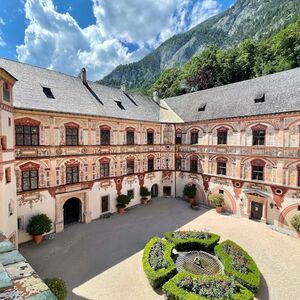 Veranstaltung: Tratzberg Castle: Entrance + Virtual Reality Tour, Schloss Tratzberg in Jenbach