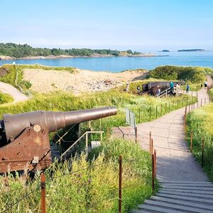 Veranstaltung: Helsinki & Suomenlinna: Sightseeing Tour, Suomenlinna Maritime Fortress in Helsinki