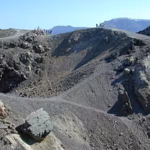 Veranstaltung: Santorini Volcano and Hot Springs Tour, Santorini Boat Trips in Firá
