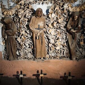 Veranstaltung: Cripta della Chiesa di Santa Maria della Concezione dei Cappuccini: Tour guidato, Capuchin Crypt in Rome