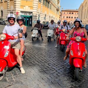 Veranstaltung: Roma: Tour guidato in Vespa, Rome Walking Tours in Rome