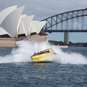 Veranstaltung: 45 Minute Extreme Adrenaline Rush Ride, Eastern Pontoon, Circular Quay in Sydney