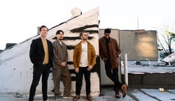 Veranstaltung: Aaron Parks Little Big, Botanischer Garten in Augsburg