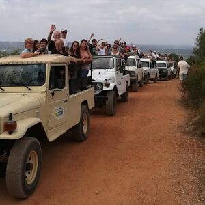 Veranstaltung: Algarve: Safári 4x4 off-road com degustação de vinhos, Algarve Jeep Safari Tours in Albufeira