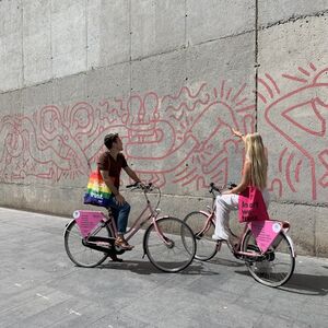 Veranstaltung: Barcelona: Recorrido en Bicicleta por el Arte Callejero en Bicicleta Inspirada en el Museo MOCO, Barcelona Bike Tours in Barcelona