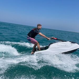 Veranstaltung: Dubai: Standup Jet Ski Experience, Sea Life Watersports Dubai in Dubai