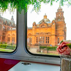 Veranstaltung: Glasgow Afternoon Tea Experience Bus Tour, Shuttle Street in Glasgow