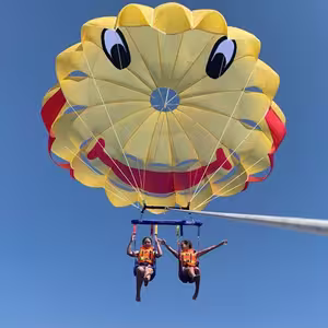 Veranstaltung: Barcelona: Experiencia Parasailing, Barcelona Surfing in Barcelona