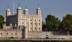 Event: Tower of London & Crown Jewels Exhibition: Entry Ticket, Tower Of London in London