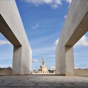 Veranstaltung: Fatima: Half-Day Guided Tour from Lisbon, Day Trips from Lisbon in Lisbon