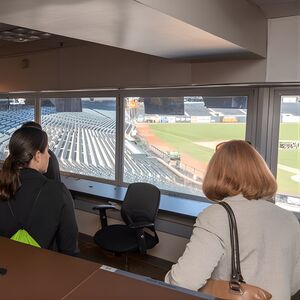 Veranstaltung: Behind-the-Scenes Ballpark Tour of Oracle Park, Juan Marichal Statue in San Francisco