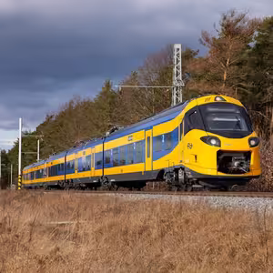 Veranstaltung: Amsterdam: Train & Bus Transfer To / From Bloemendaal Strand, Amsterdam Train Tickets in Amsterdam